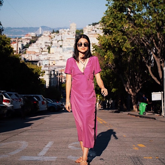 Meet your Posher, Emily - Picture 2 of 8